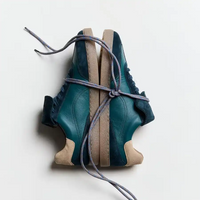 Groundies Panama XT Petrol Zelene barefoot patike uvezane pertle i pogled odozgo na savijene patike