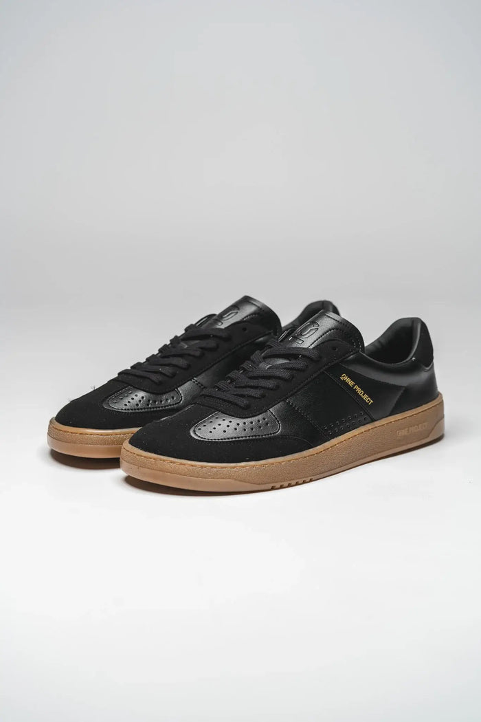 070 All Black