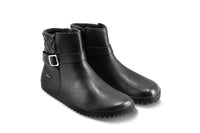 Par barefoot cizama Diva crne prikaz s boka na beloj pozadini