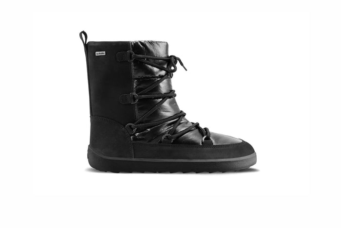 Barefoot cizme Snowfox crne bocni prikaz desne cizme na beloj pozadini