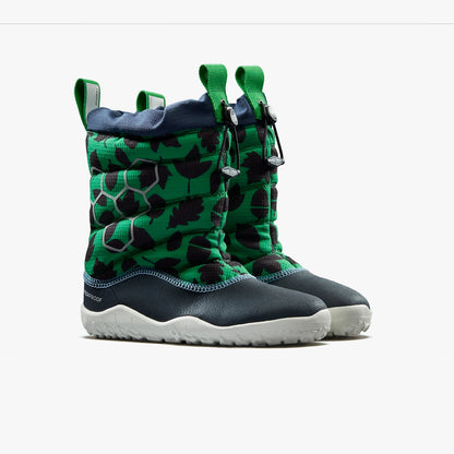 Par barefoot cizama Lumi AT zelene x Muddy Puddles prikaz sa spoljasnje strane na beloj pozadini