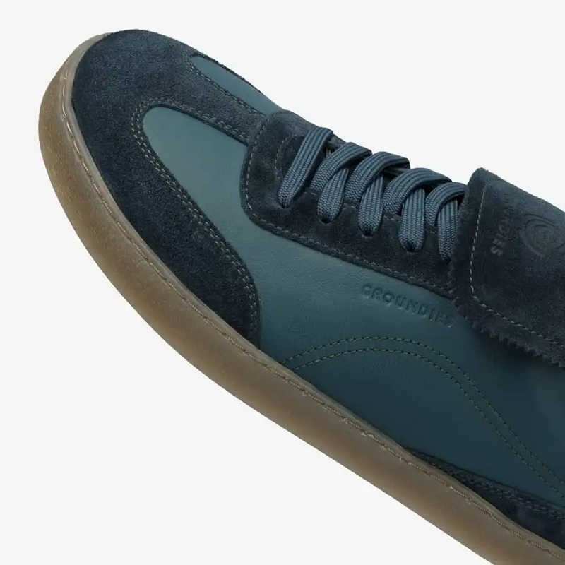 Groundies Panama XT Petrol Zelene barefoot patike detalj teksture koze i pertli izbliza