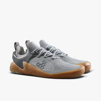 Vivobarefoot Motus Strength sive bocni prikaz obe patike pod uglom