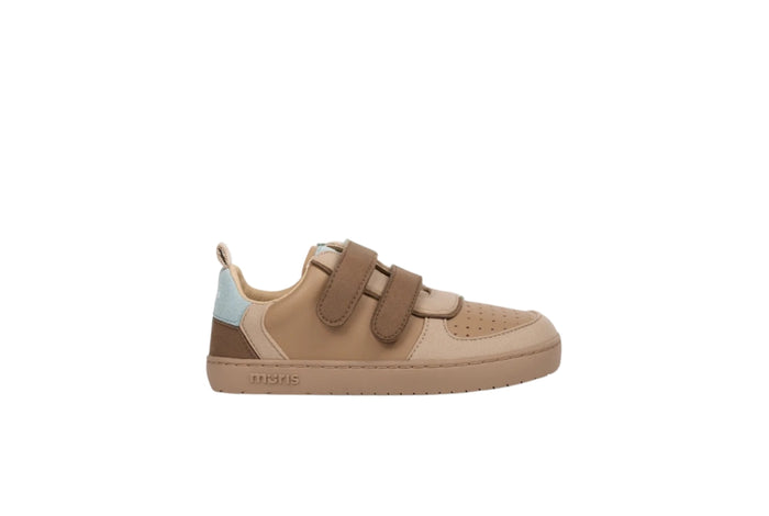 Barefoot patike Petra Bark braon bocni prikaz desne patike na beloj pozadini