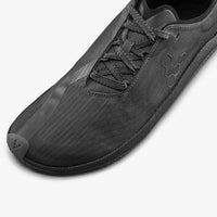 Vivobarefoot Primus Flow Dark Shadow trocetvrtinski prikaz sa spoljasnje strane