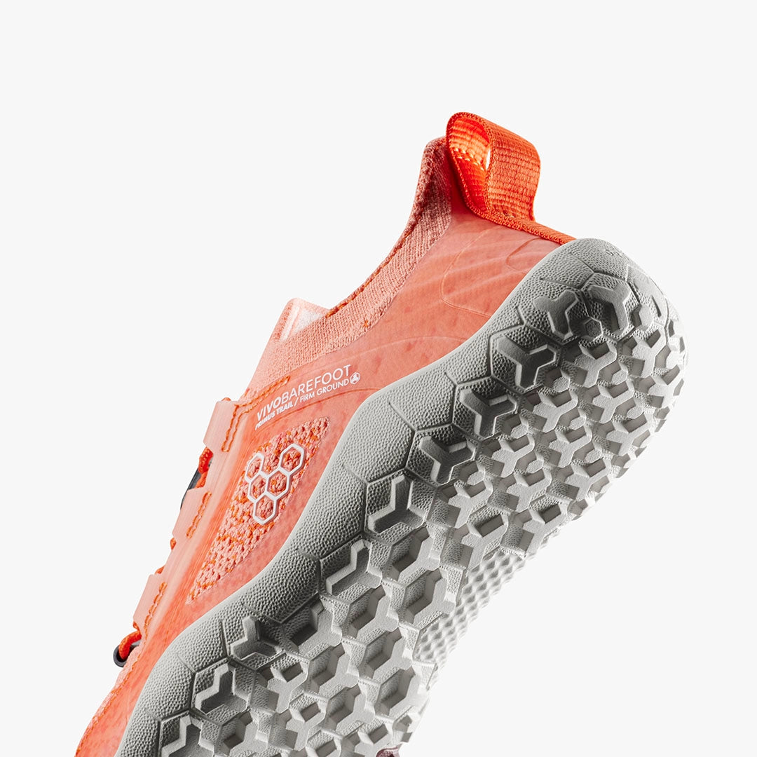 Vivobarefoot Primus Trail Knit FG Sunset prikaz djona i stopala u pokretu