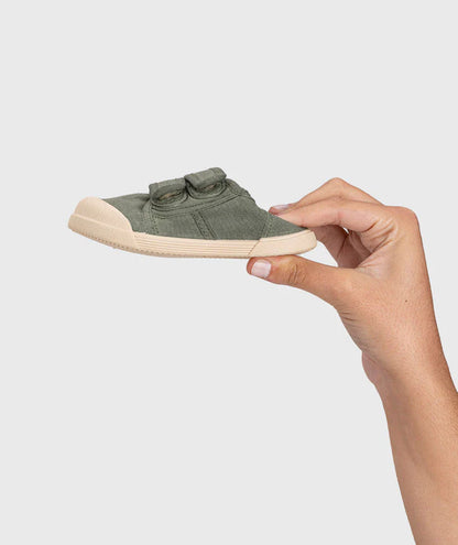 Lona V. Khaki (20-34)