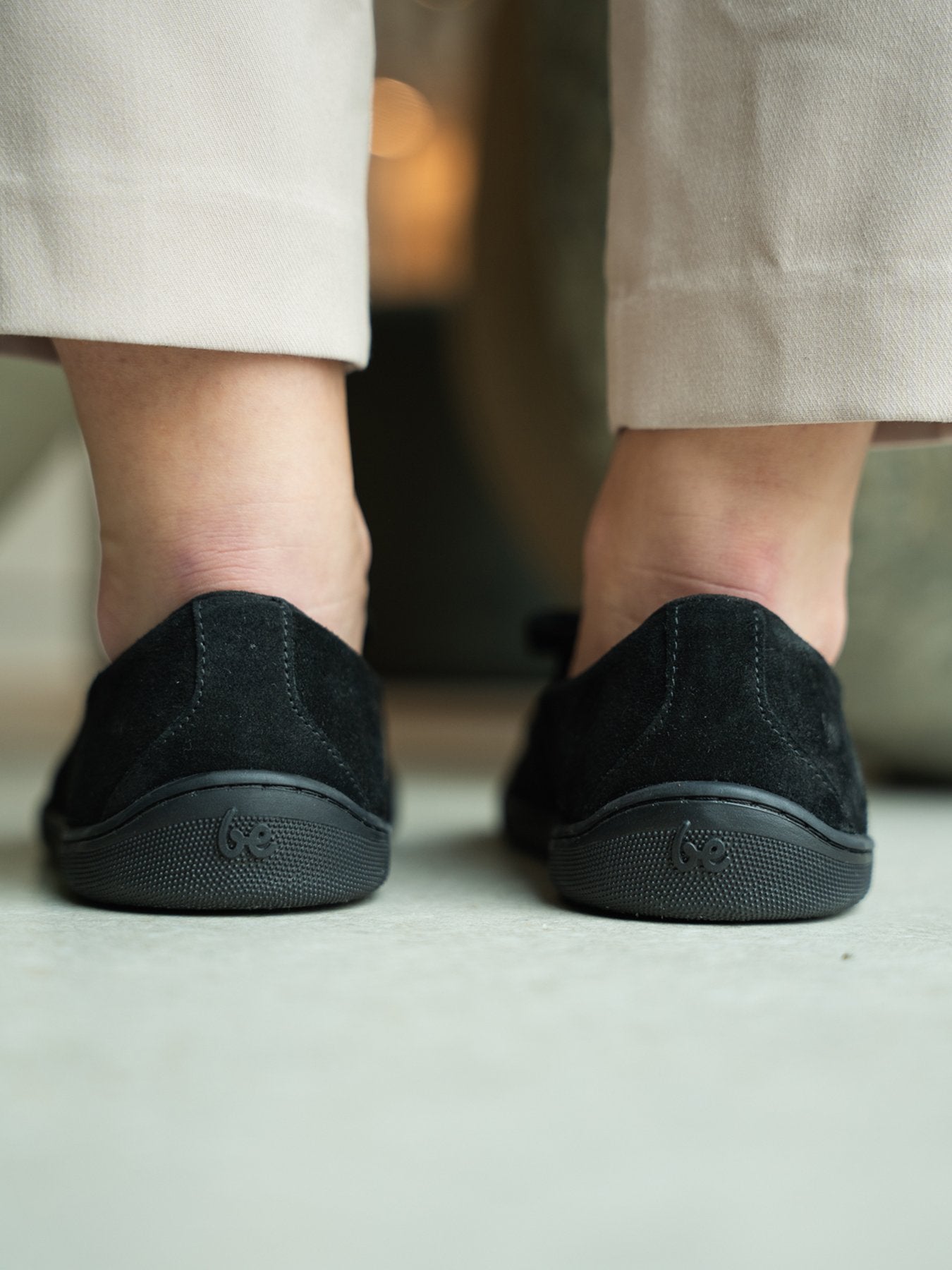 Be Lenka Aphrodite mokasine – pogled odozdo na crni djon mokasine

