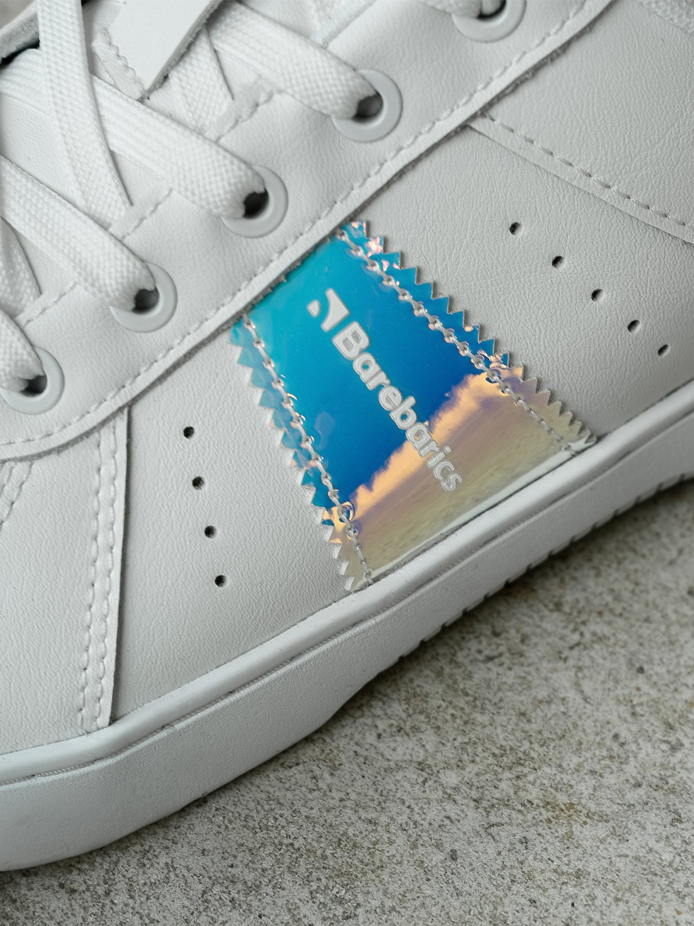 barefoot patike icara bela pastel – detalj pastel sjaja sa strane