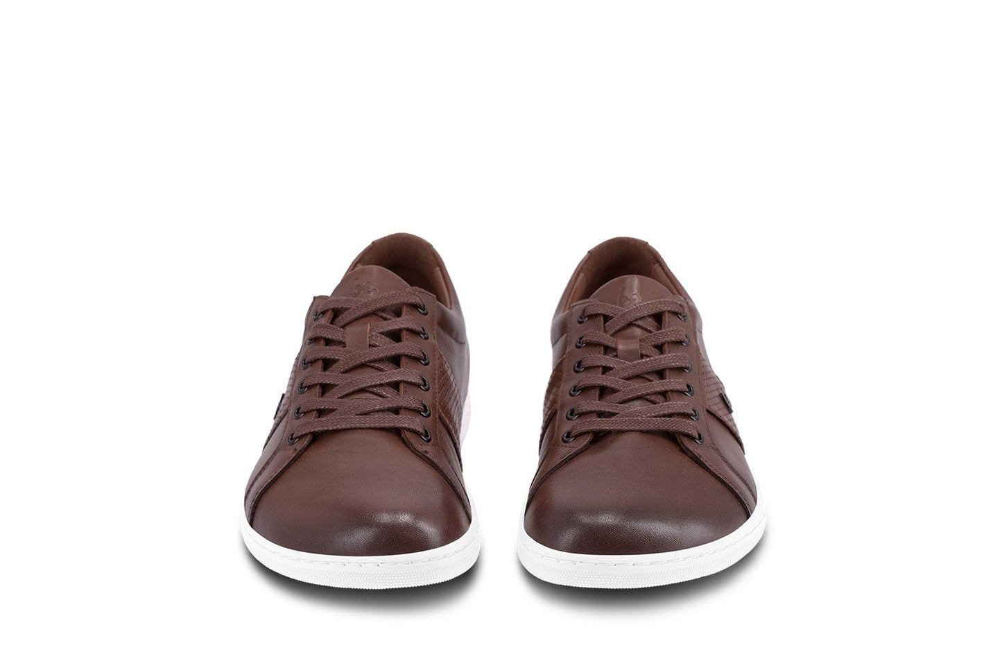 Be Lenka Elite barefoot patike – pogled odozgo na braon kozne patike sa pertlama

