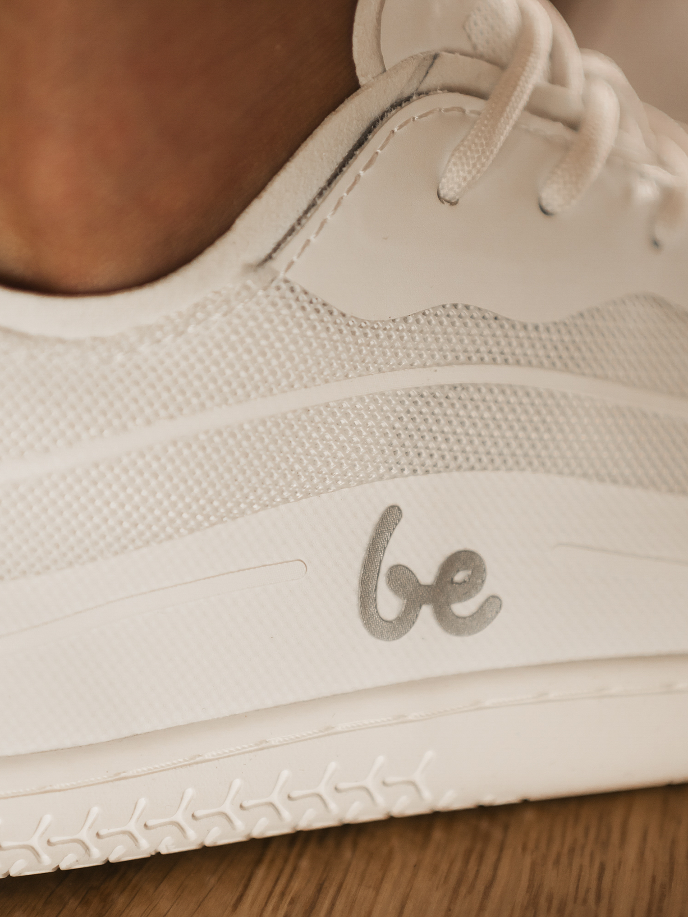 Velocity white