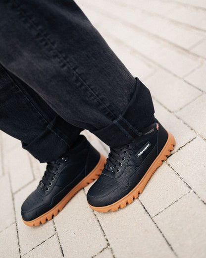 Urban Edge Crne