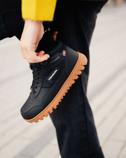 Urban Edge Crne