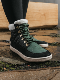 Be Lenka Olivia zelene barefoot čizme lifestyle prikaz po kisi