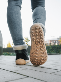 Be Lenka Olivia zelene barefoot čizme lifestyle prikaz djona
