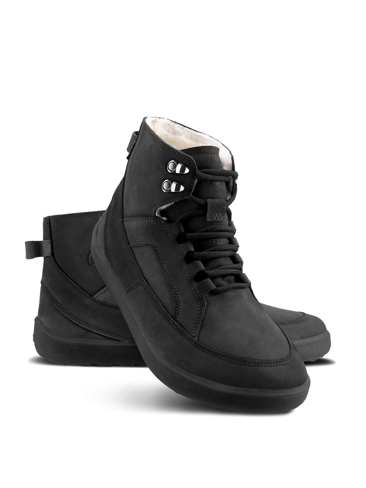 Par barefoot cizama York crne prikaz pod uglom na beloj pozadini