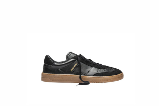 070 All Black