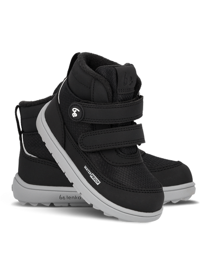 Barefoot cizme Zippu Black & Grey prikaz unutrasnje strane desne cizme na beloj pozadini