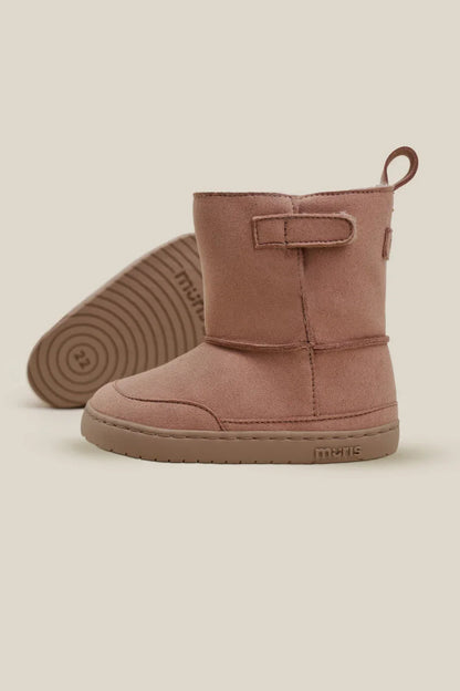 Barefoot cizme Siberia roze prikaz sa strane na bež pozadini