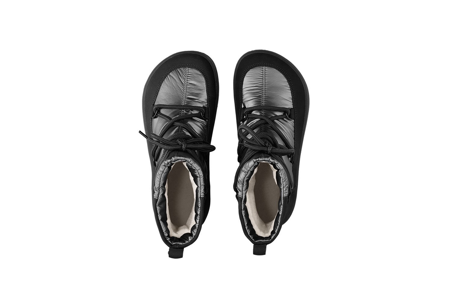 Par barefoot cizama Snowfox crne prikaz odozgo na beloj pozadini