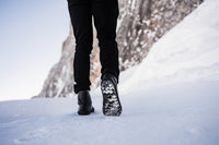 Winter Crne barefoot cizme lifestyle stajanje u snegu