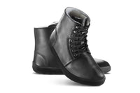 Winter Crne barefoot cizme pogled sa strane na par cizama