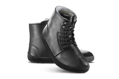 Winter Crne barefoot cizme pogled sa strane na par cizama